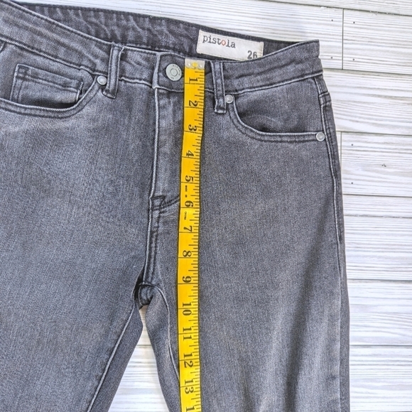 Pistola Distressed Mid Rise Cropped Jean in Fade to Black Women's Size 26 - Picture 6 of 10